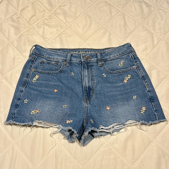 American Eagle Shorts - Picture 1 of 2